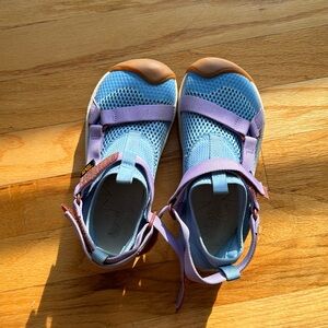 Water shoes girls size 1